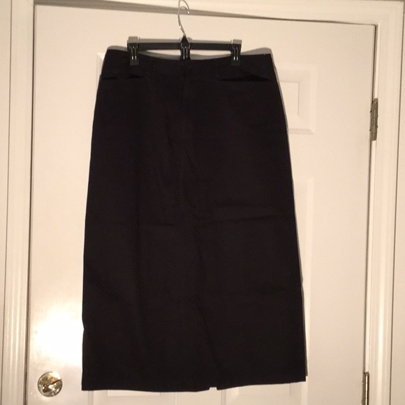 Rafaella Dresses & Skirts - Black Rafaella Skirt size 16 SFH Rafaella Dresses & Skirts - Black Rafaella Skirt size 16 SFH